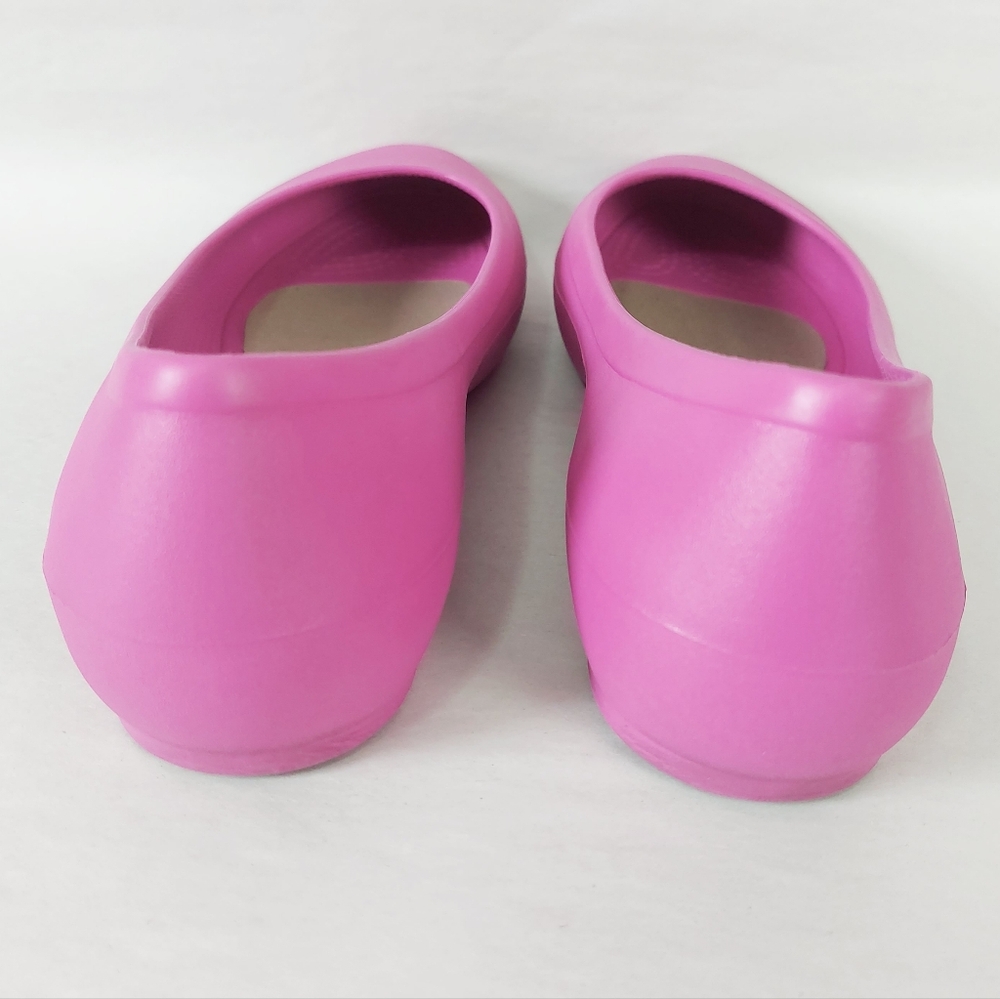 Crocs Women Lina Barbiecore Ballet Flats Size 8 Pink Chic Lightweight Slip-on - Picture 9 of 11